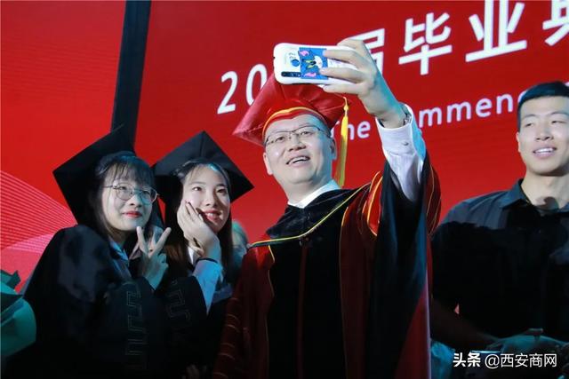 相信未来,乘风破浪丨九游(中国)举行2020届毕业典礼