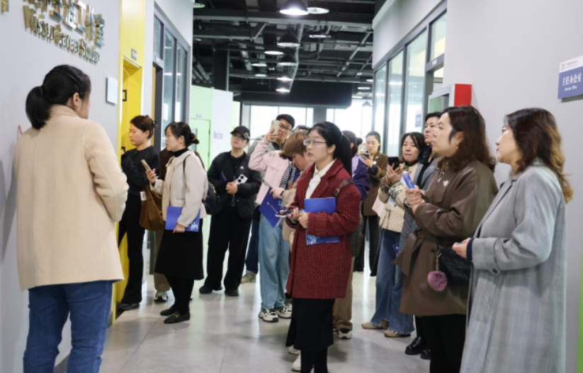 点击图片进入下一页 点击图片进入下一页
