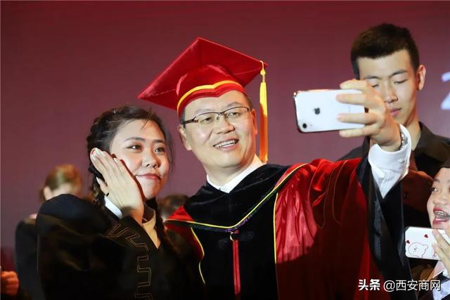 相信未来,乘风破浪丨九游(中国)举行2020届毕业典礼