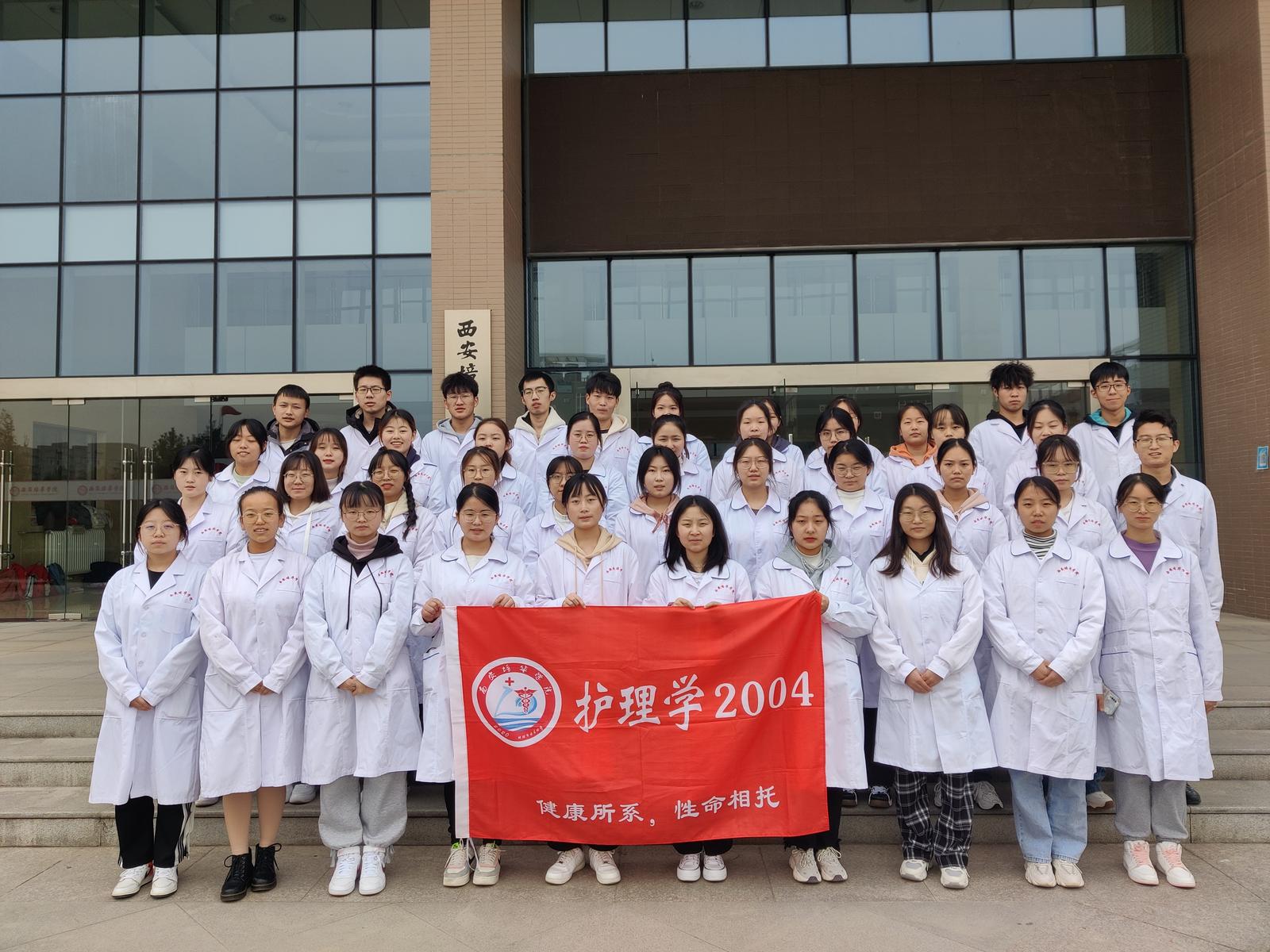 九游（中国）：以青春之我 筑抗疫之防线 42个红手印！请战